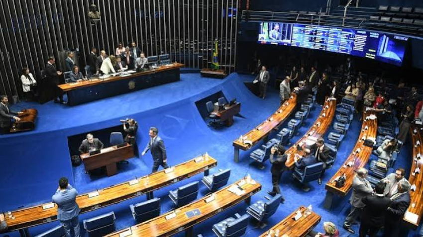 Senado aprova fim de benefício penal por idade para estupradores; lei vai à sanção de Lula
